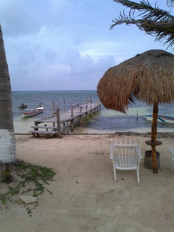 Las Cabanas Del Doctor Mahahual Esterno foto