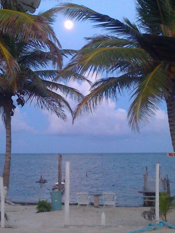 Las Cabanas Del Doctor Mahahual Esterno foto
