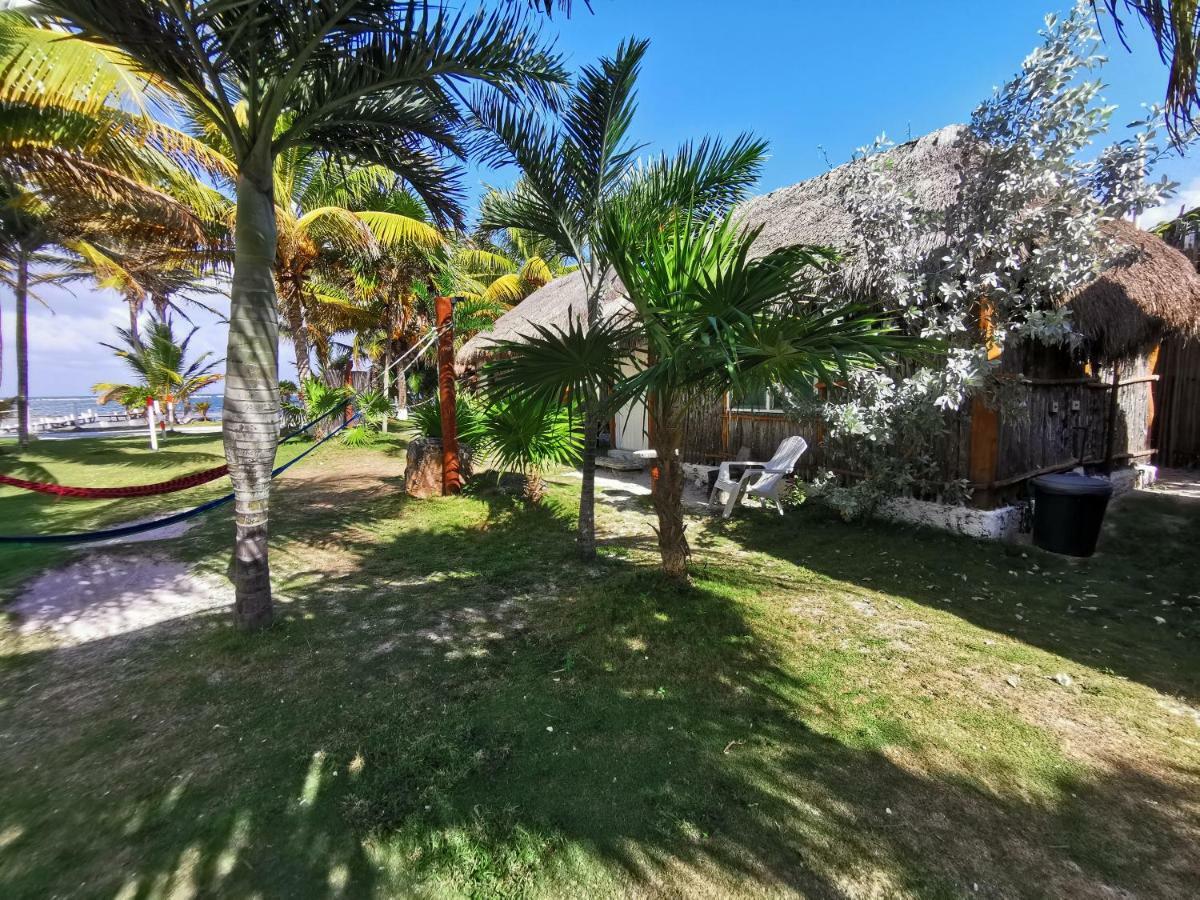 Las Cabanas Del Doctor Mahahual Esterno foto