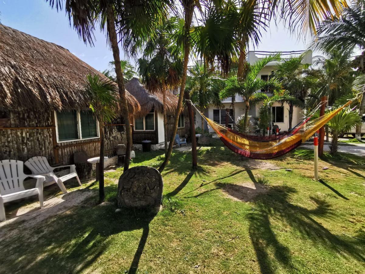 Las Cabanas Del Doctor Mahahual Esterno foto