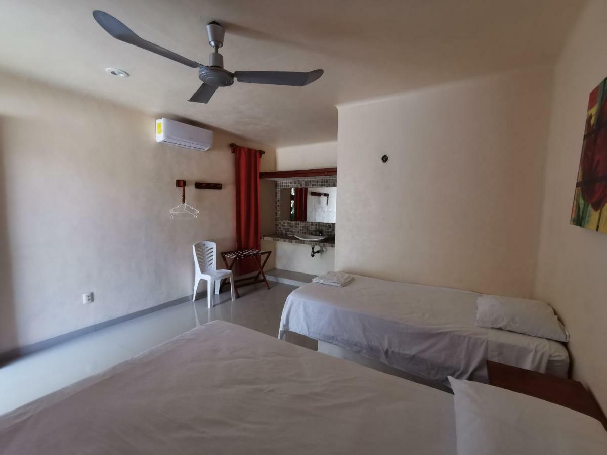 Las Cabanas Del Doctor Mahahual Esterno foto
